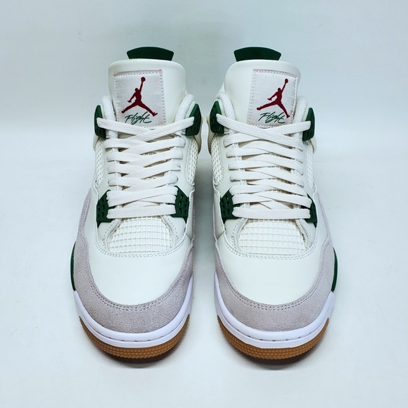 Air Jordan 4 SB - Picture 3 of 14